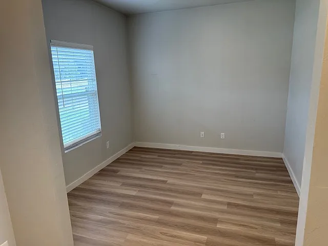 8100 NW 151st Cir — Photo 8