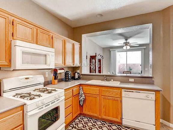 5th image of 9537 Canyonland Ct