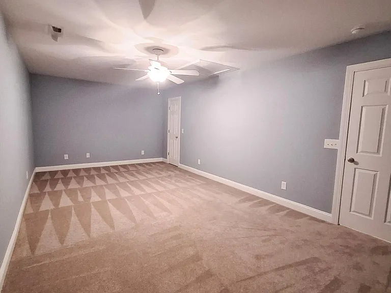 3016 Edward Ct #B — Photo 17