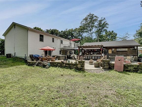4th image of 151 Van Keuren Ave