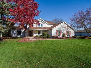 829 Fairground Circle Dr, Oregon, IL 61061