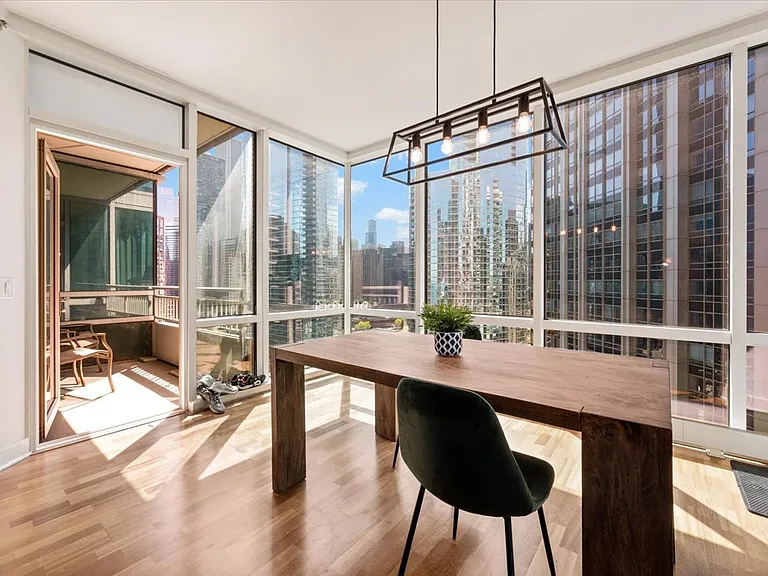 505 N McClurg Ct #2306 — Photo 12