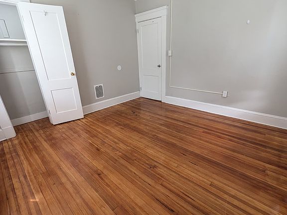4th image of 85 Hubinger St #22