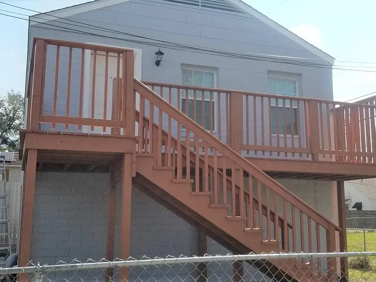 2504 Avenue F — Photo 11