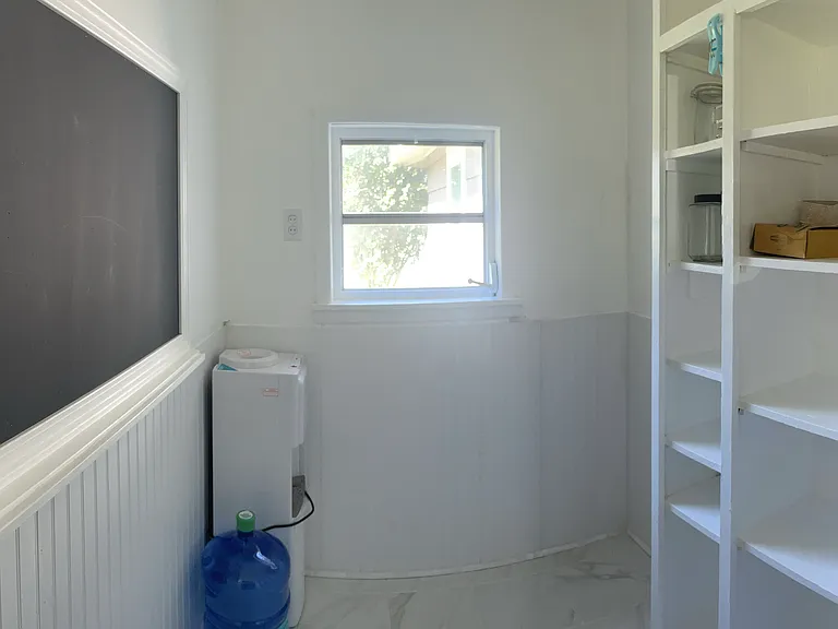1001 Rue Max St — Photo 15