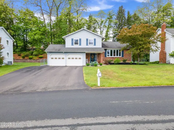 34 Deer Path Drive, Albany, NY 12205