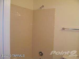 Treat 2462 Shower