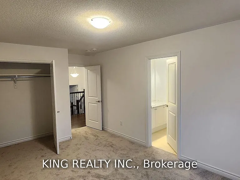 373 Russell St — Photo 19