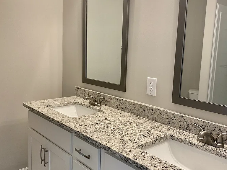 943 Center Rd #A — Photo 18