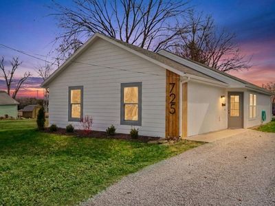 725 Pacific Ave, Osawatomie, KS, 66064