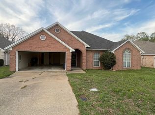 3236 Lexington Dr, Tyler, TX 75701