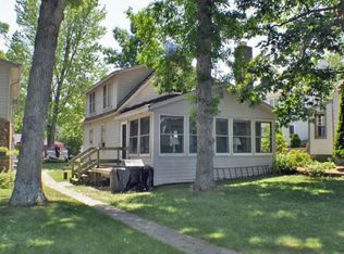 S110W20380 Denoon Rd, Muskego, WI 53150
