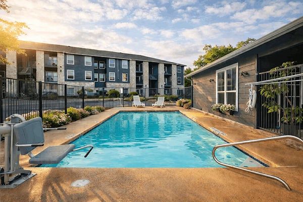 1st image of 711 River Rd #633