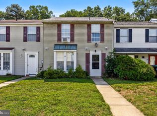 127 Villa Knoll Ct, Sicklerville, NJ 08081