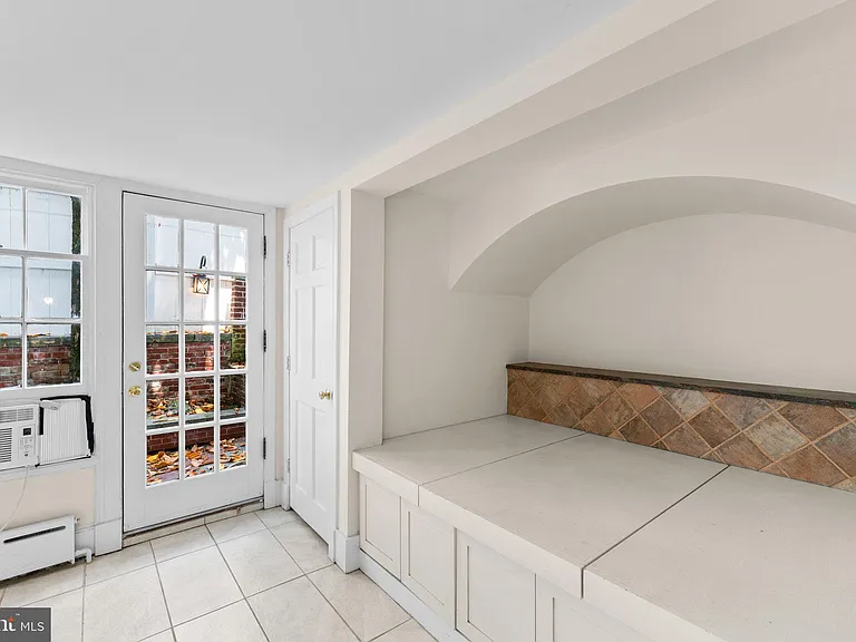 3341 Dent Pl NW — Photo 11