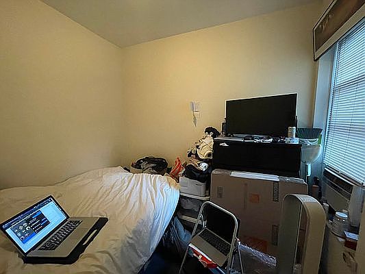 4th image of 519 E 11th St #3W