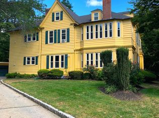 234 Irving Ave, Providence, RI 02906