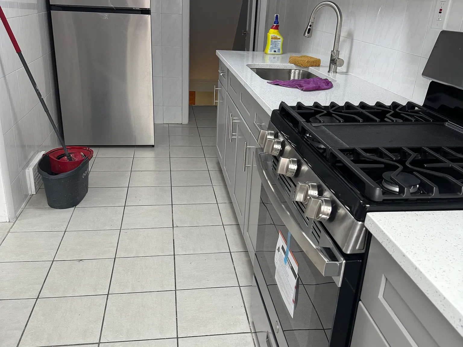 3 bed, 1110 sqft, $1,700 — Photo 4