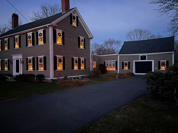 3rd image of 28 Spring St
