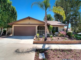 8556 Kelvin Ave, Winnetka, CA 91306