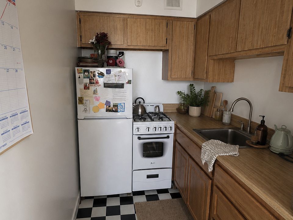 2nd image of 70-10 Eliot Ave #1