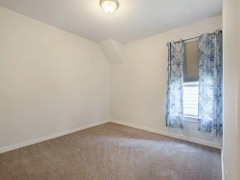 228 Trellis Blvd — Photo 14