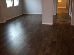 13381 Los Olivos Rd, Sylmar, CA 91342