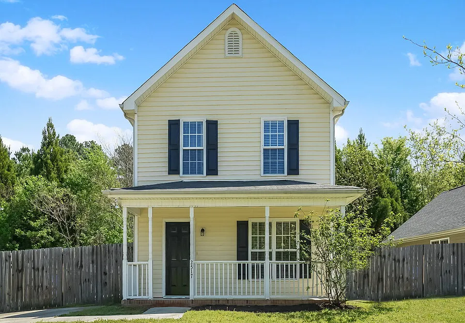 2517 Dandridge Dr