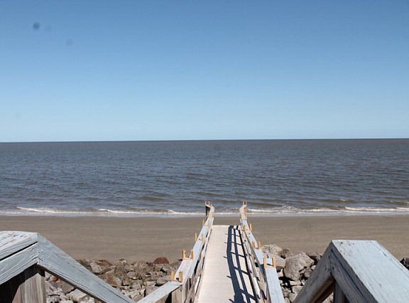 3rd image of 1175 N Beachview Dr #162