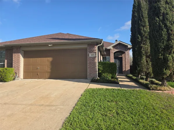 460 Cranbrook Ln, Grand Prairie, TX 75052