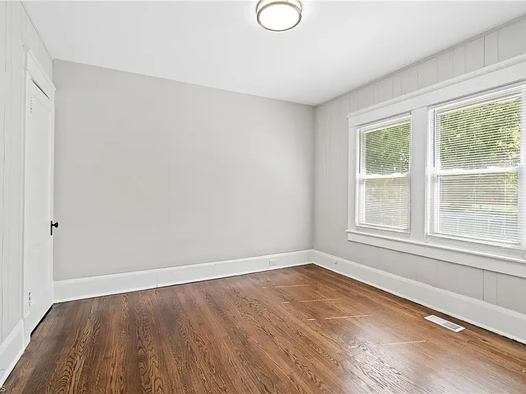 1203 Vance St — Photo 27