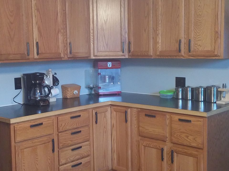 2nd image of 183 Washington