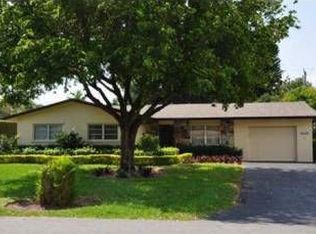 3208 Robbins Rd, Pompano Beach, FL 33062