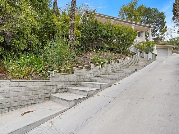 3rd image of 21808 Lopez St