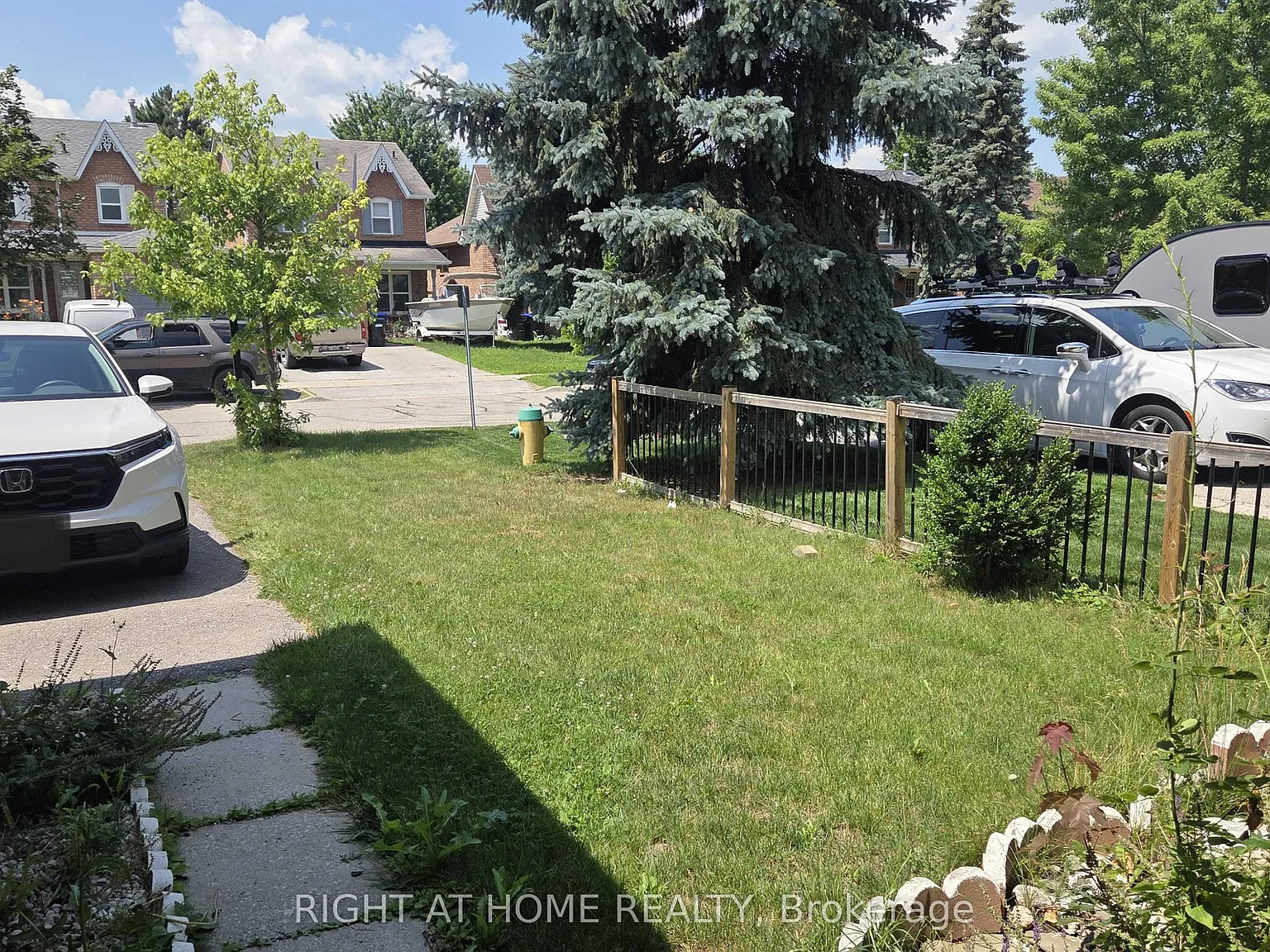 4 bed, $3,400 — Photo 2