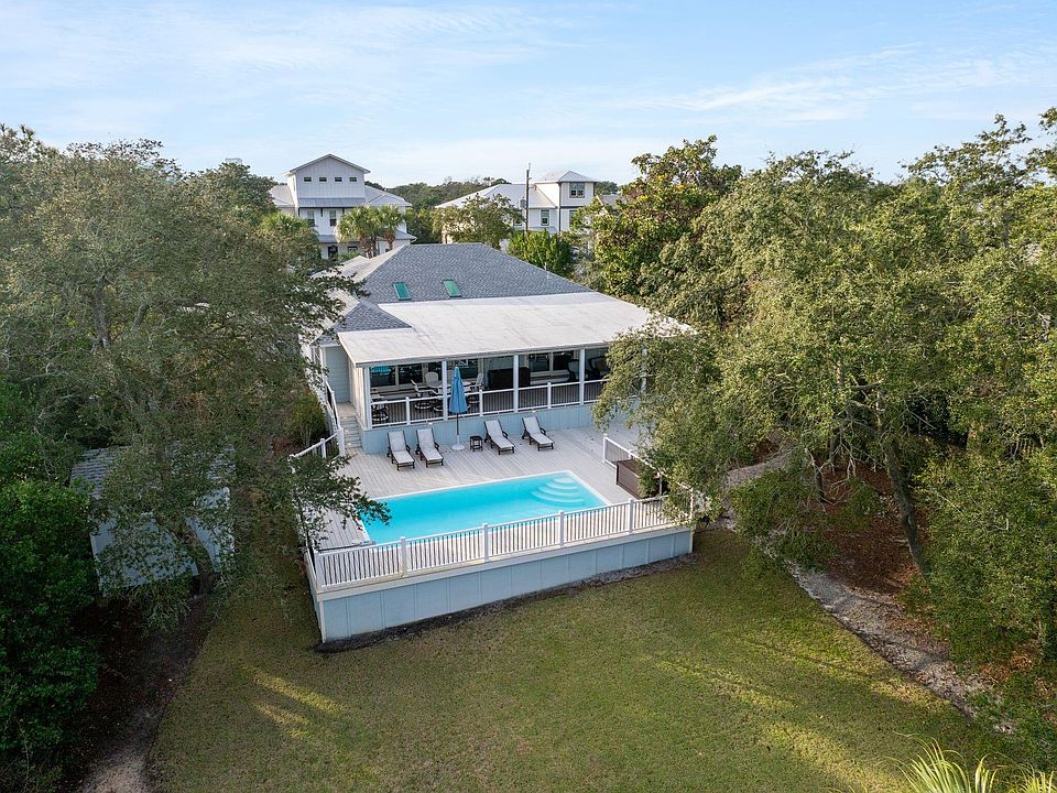 1st image of 189 Beach Dr N