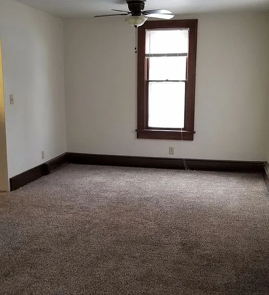 608 S Cedar Ave — Photo 7