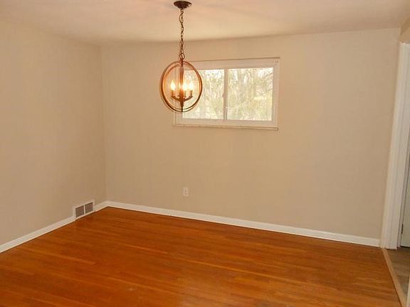 5th image of 3828 Arizona Dr