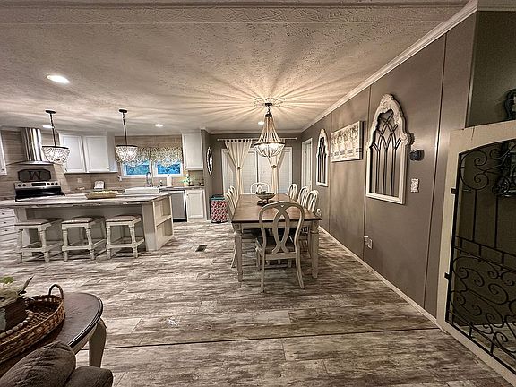 5th image of 846 Lee Road 244