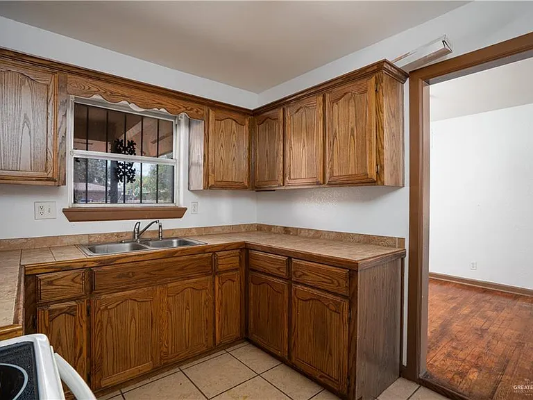 612 La Vista Ave — Photo 10