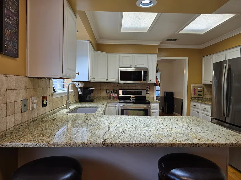 6314 Ramsgate Cir — Photo 10
