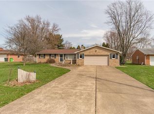 6690 Lavonne Ave NE, Canton, OH