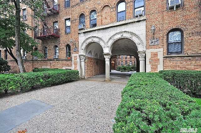 1st image of 8344 Lefferts Blvd APT 1H