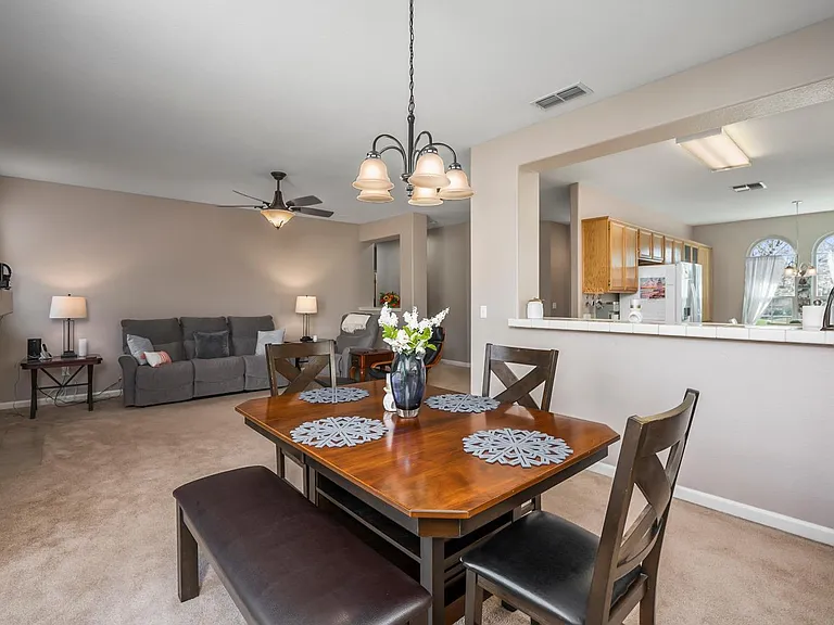 2838 Floradale Way — Photo 3