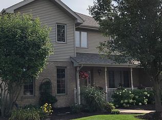 1050 Grand Mesa Ave, New Lenox, IL 60451