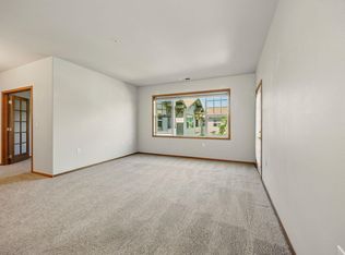 983 Golden Aspen Pl, Ashland, OR 97520