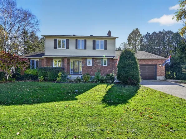 15 Willow Dr, Augusta, ON K0E 1T0