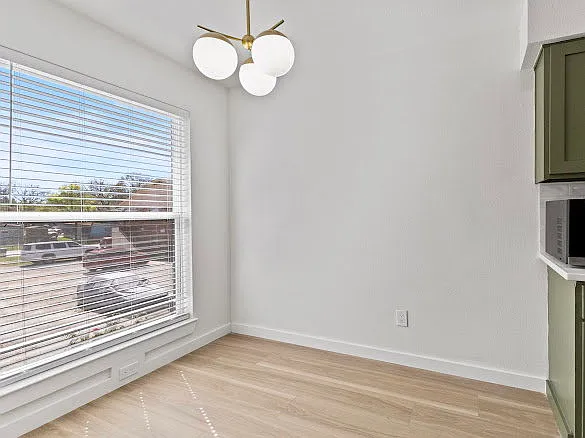 2 bed, 2.0 bath, $1,499 — Photo 2