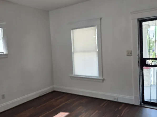 2781 E 126th St #1, Cleveland, OH 44120