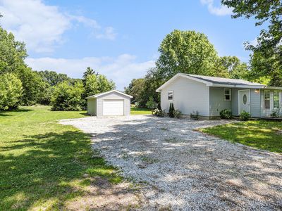 57857 Mitchell St, Three Rivers, MI, 49093
